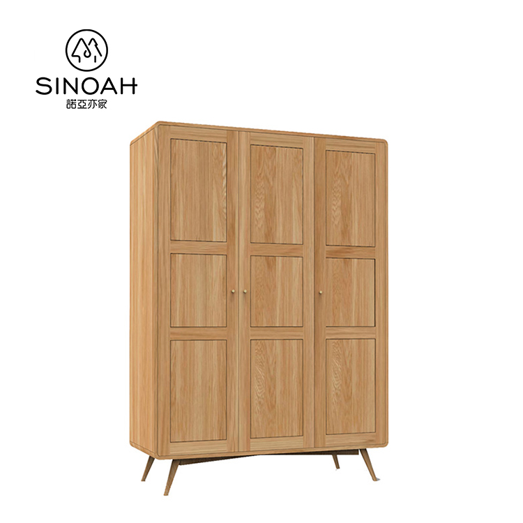 Solid Wood na Tatlong Pintuang Wardrobe